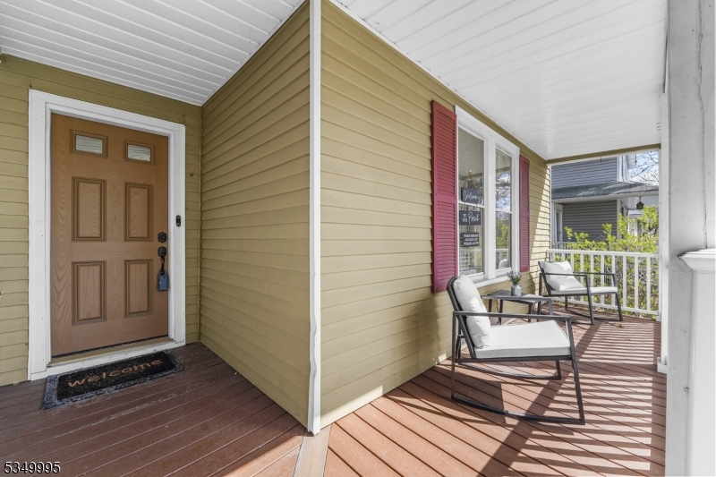 699 Riverview Dr
