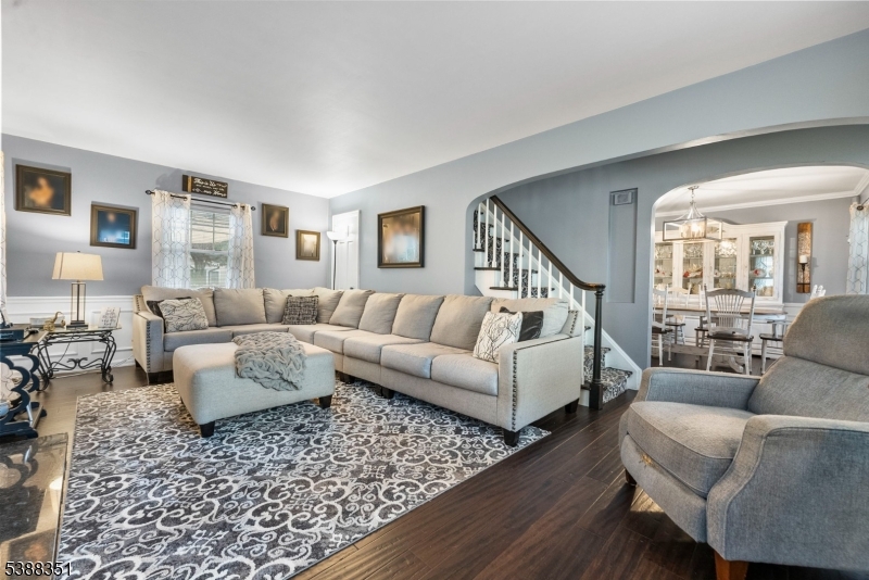 11 Greendale Rd
