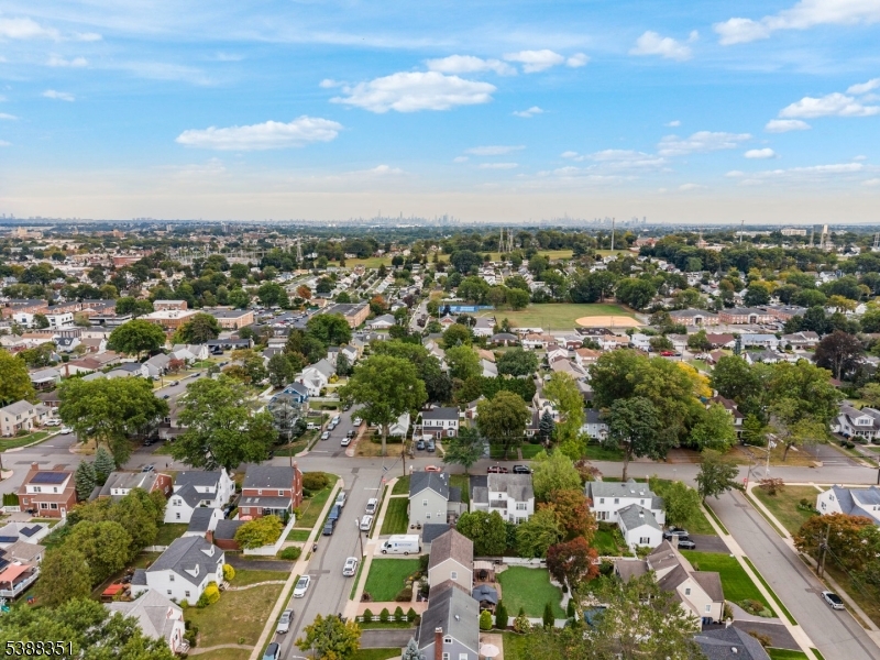 11 Greendale Rd