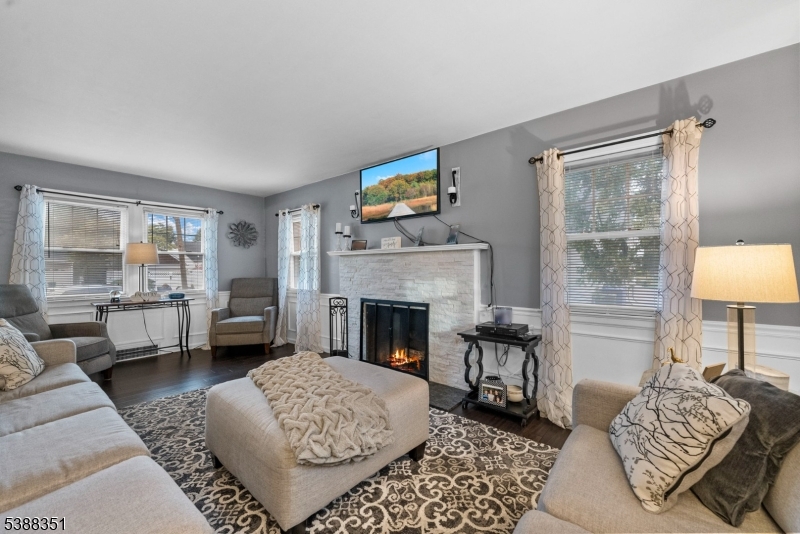 11 Greendale Rd