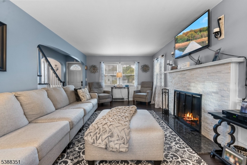 11 Greendale Rd