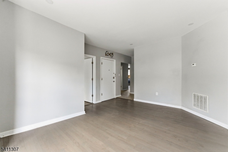 467-469 Summer Ave 2