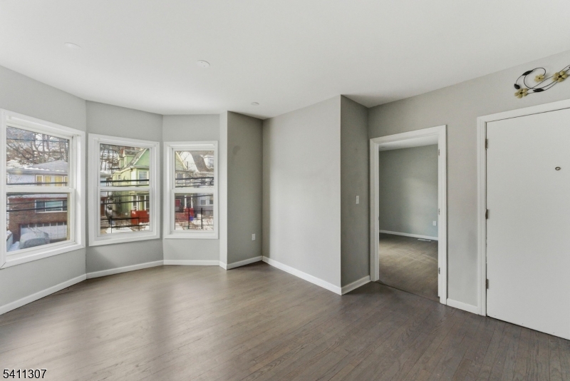 467-469 Summer Ave 2