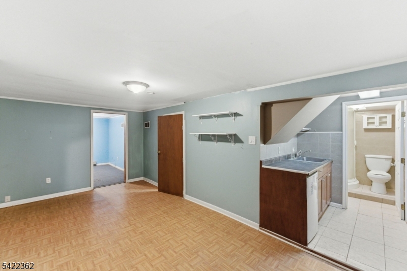 24 Bryant Ave