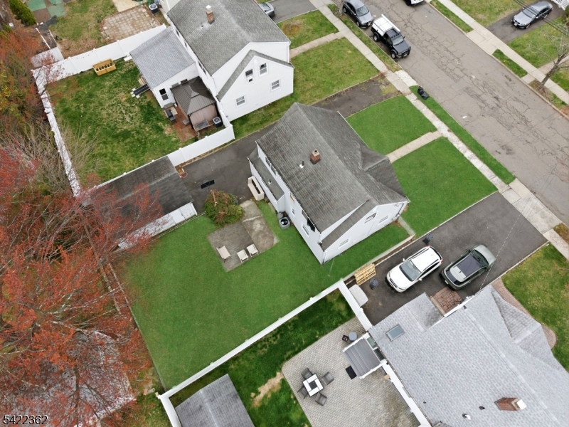 24 Bryant Ave