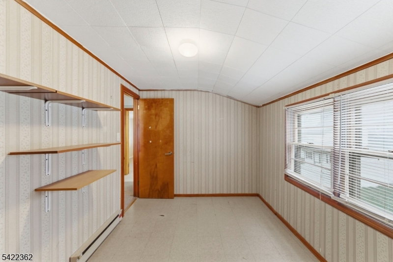 24 Bryant Ave