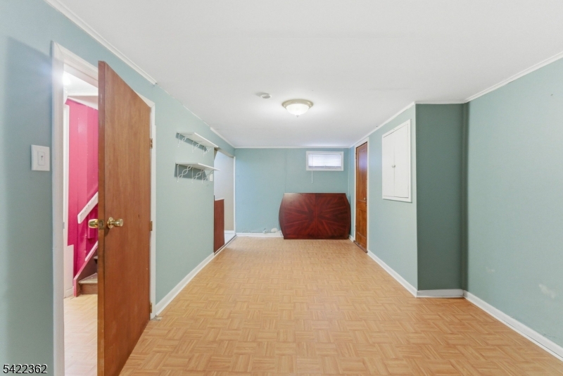 24 Bryant Ave