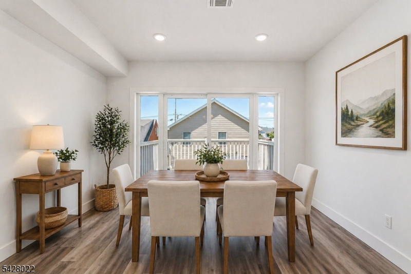 93 Prospect St 2