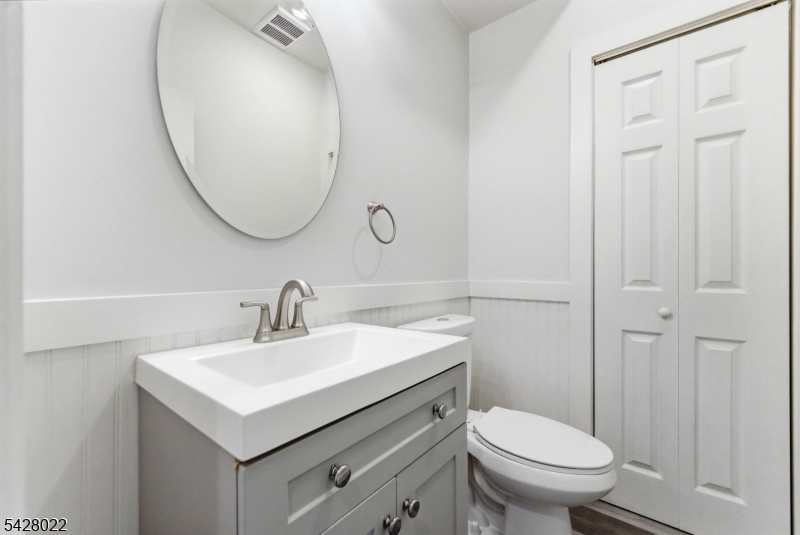 93 Prospect St 2