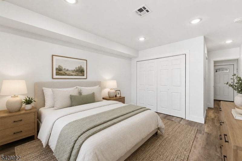93 Prospect St 2