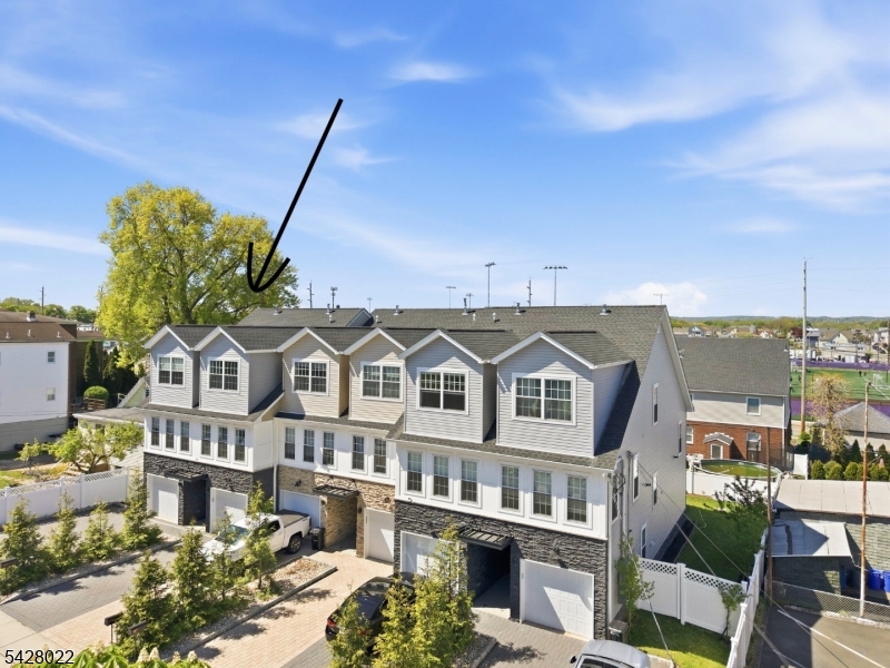 93 Prospect St 2