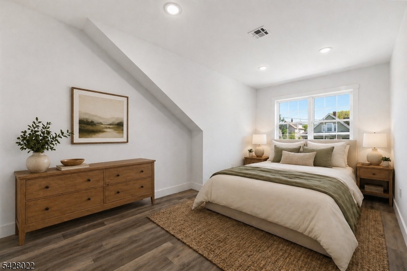 93 Prospect St 2