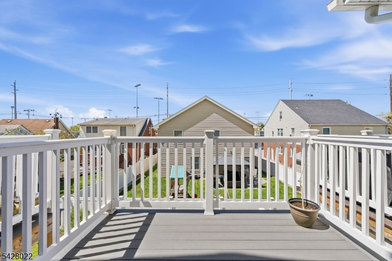 93 Prospect St 2