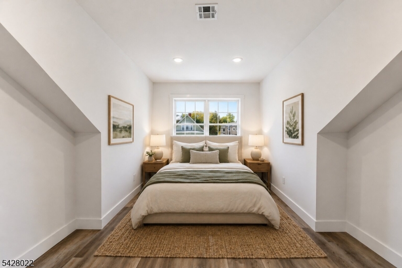 93 Prospect St 2