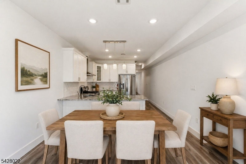 93 Prospect St 2