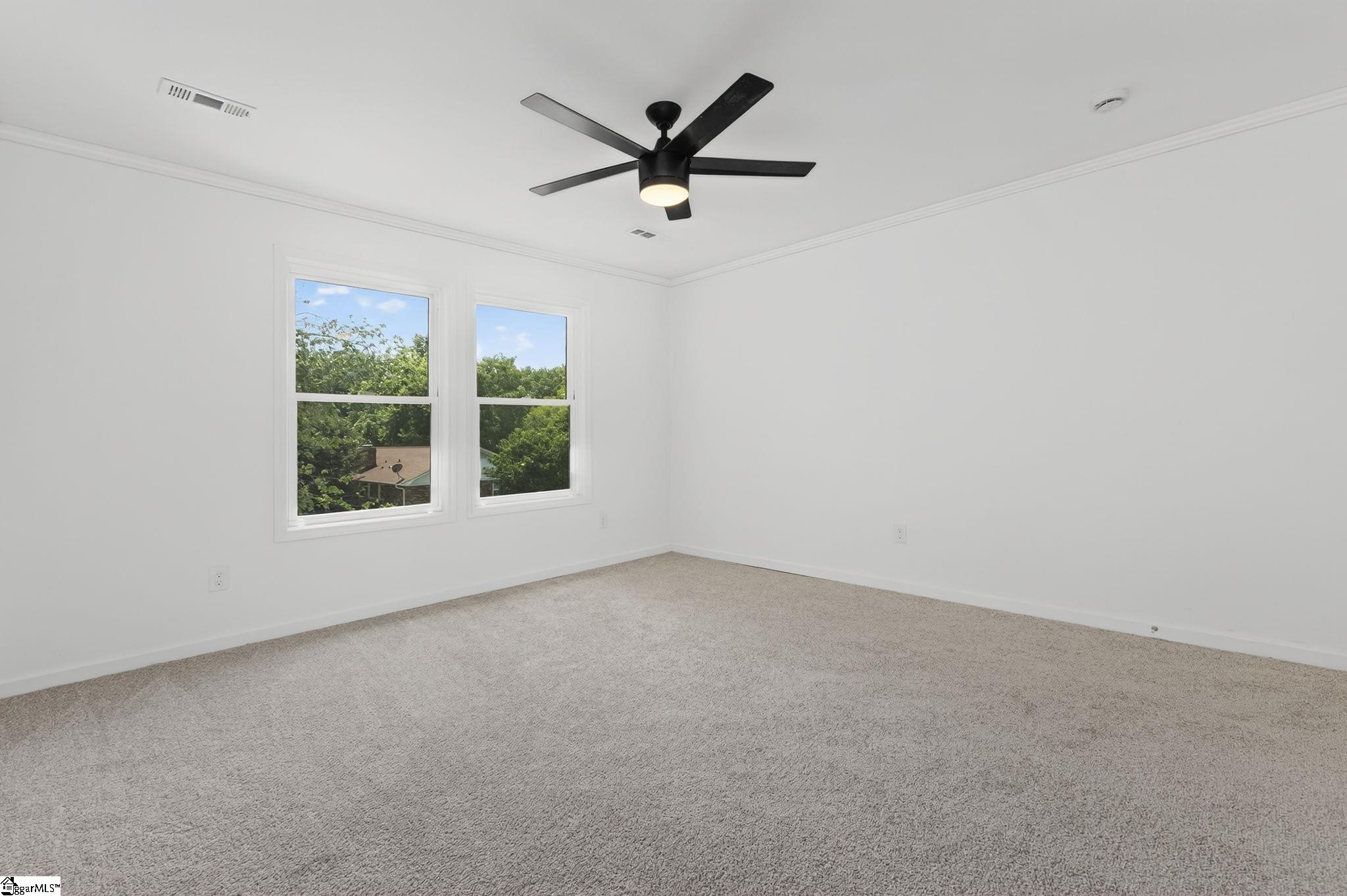 103 Gaithburg Square