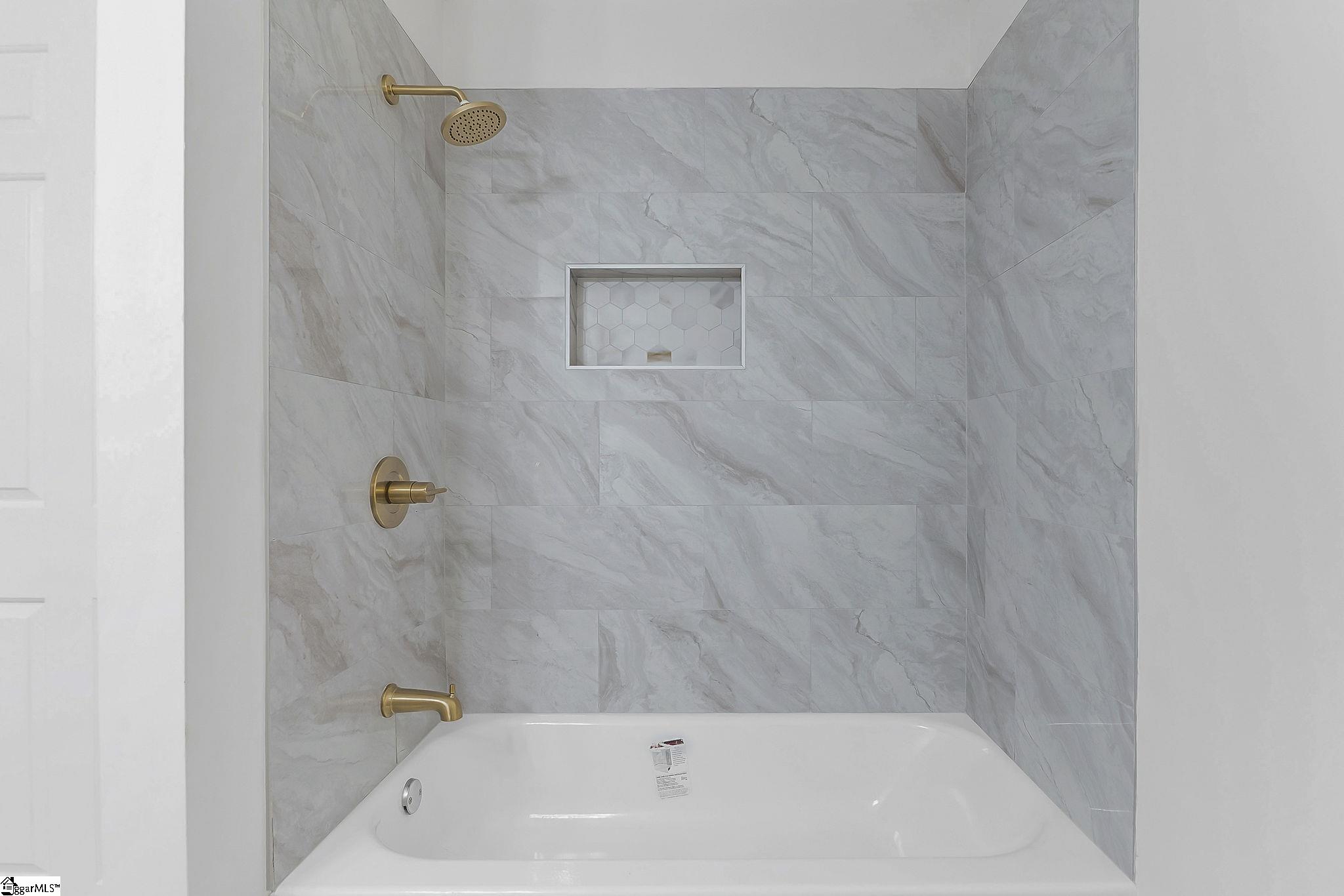 103 Gaithburg Square