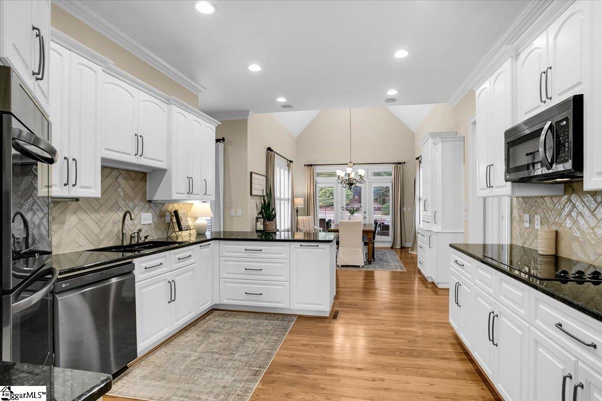 201 Steadman Way