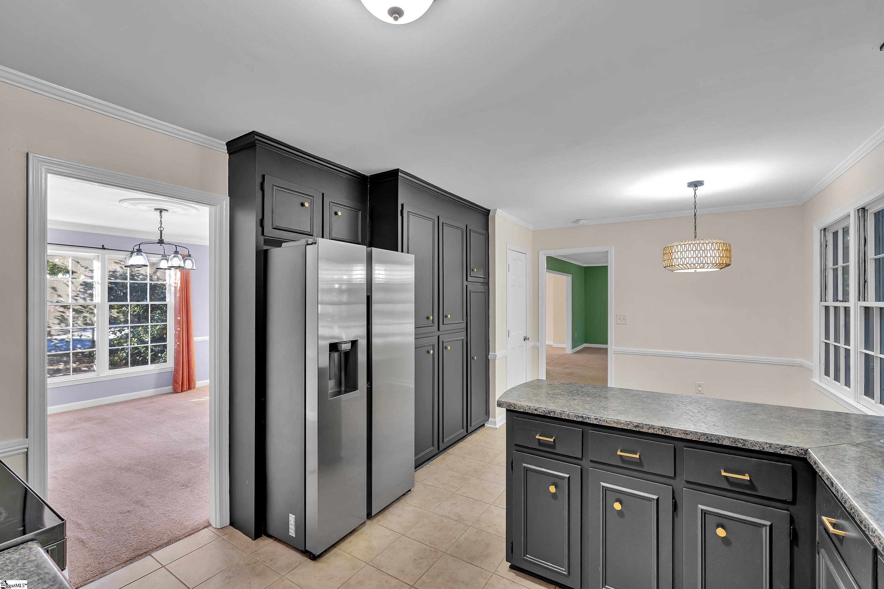 5 Edwards Mill Court