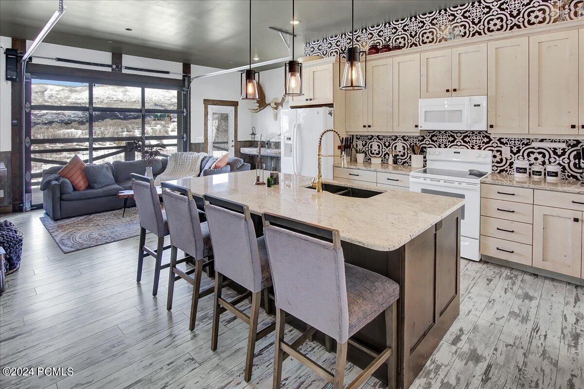 2423 Timber Lakes Drive