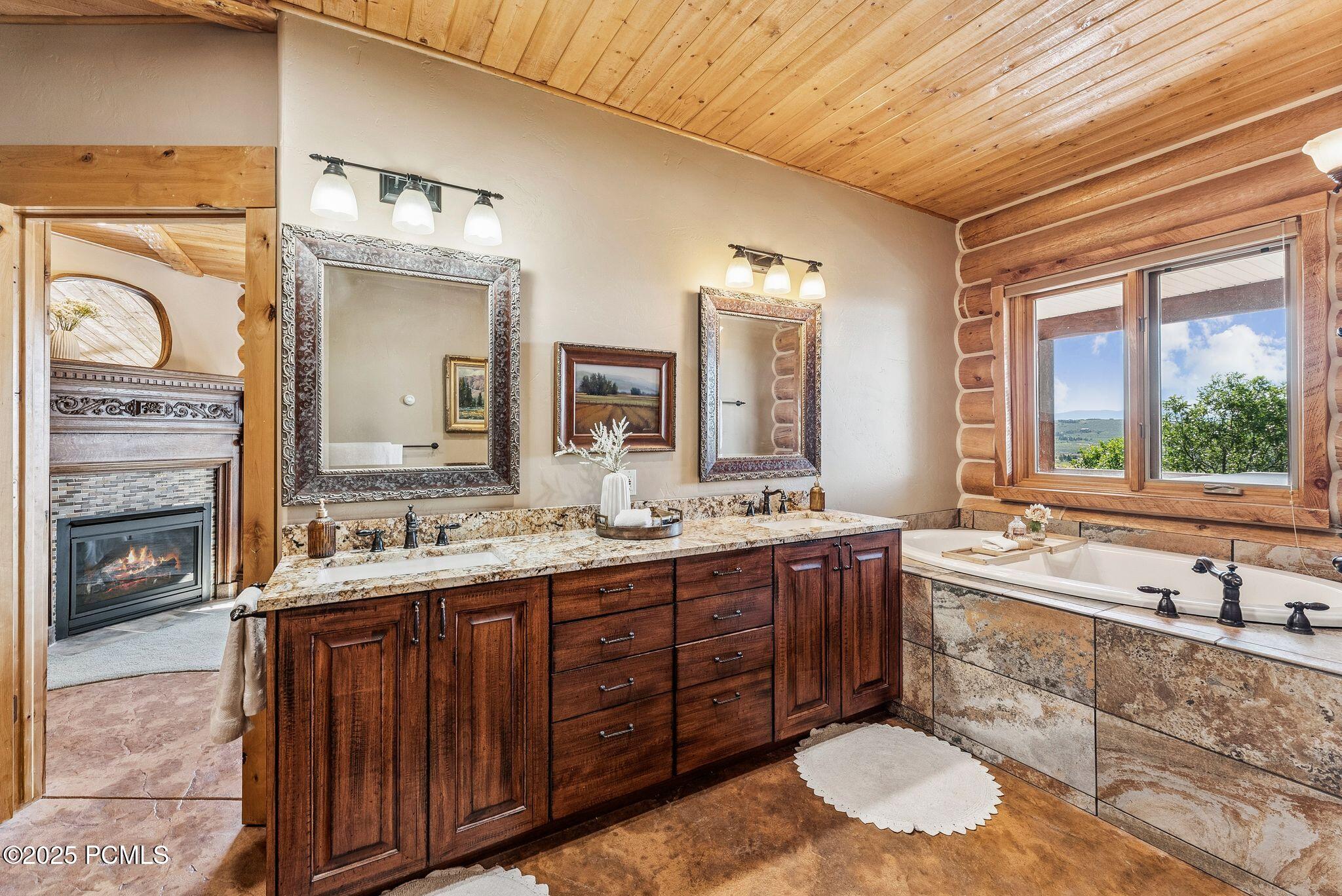 9036 Cottonwood Trail Trail
