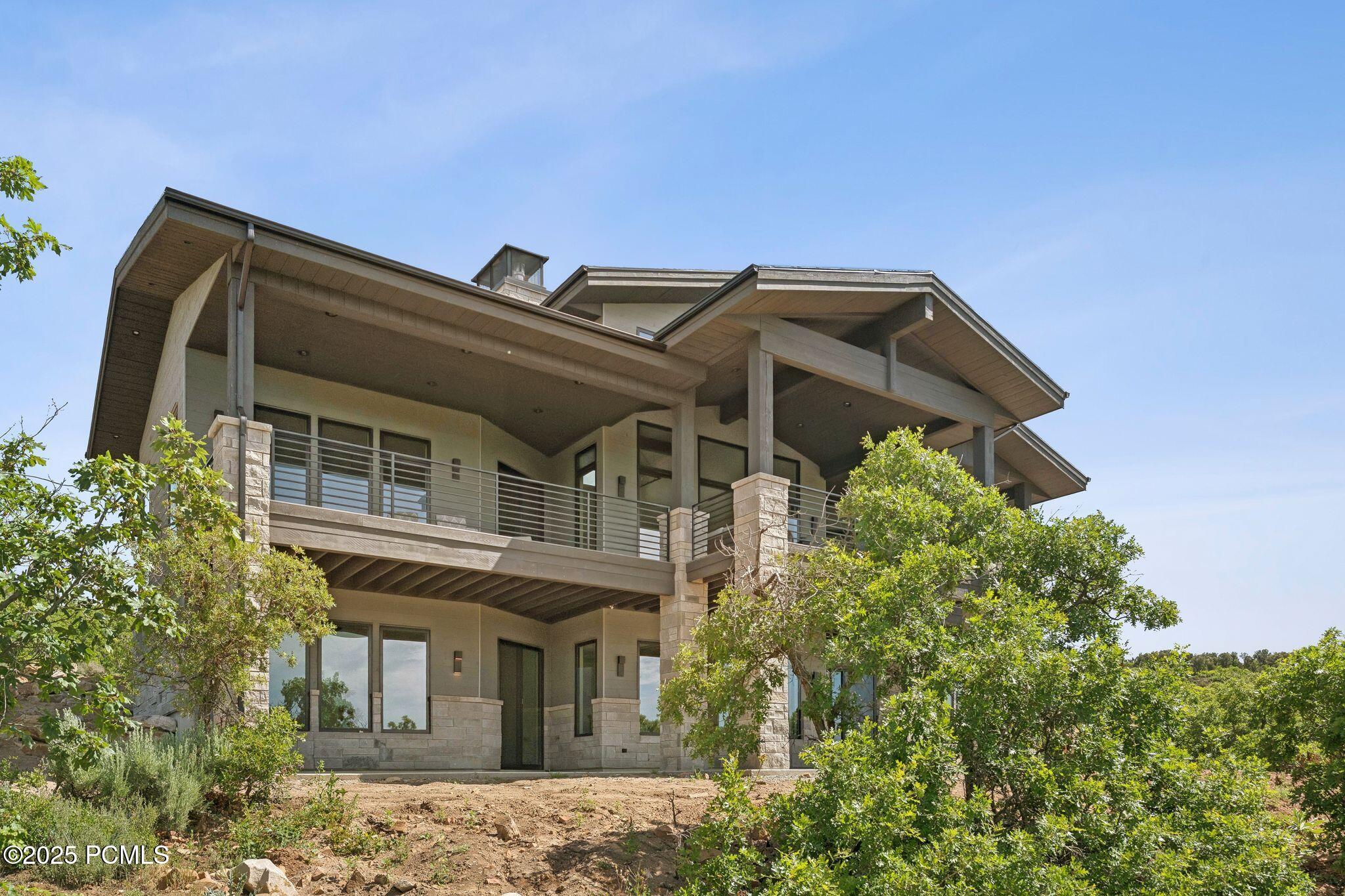2280 E Outlaw Road