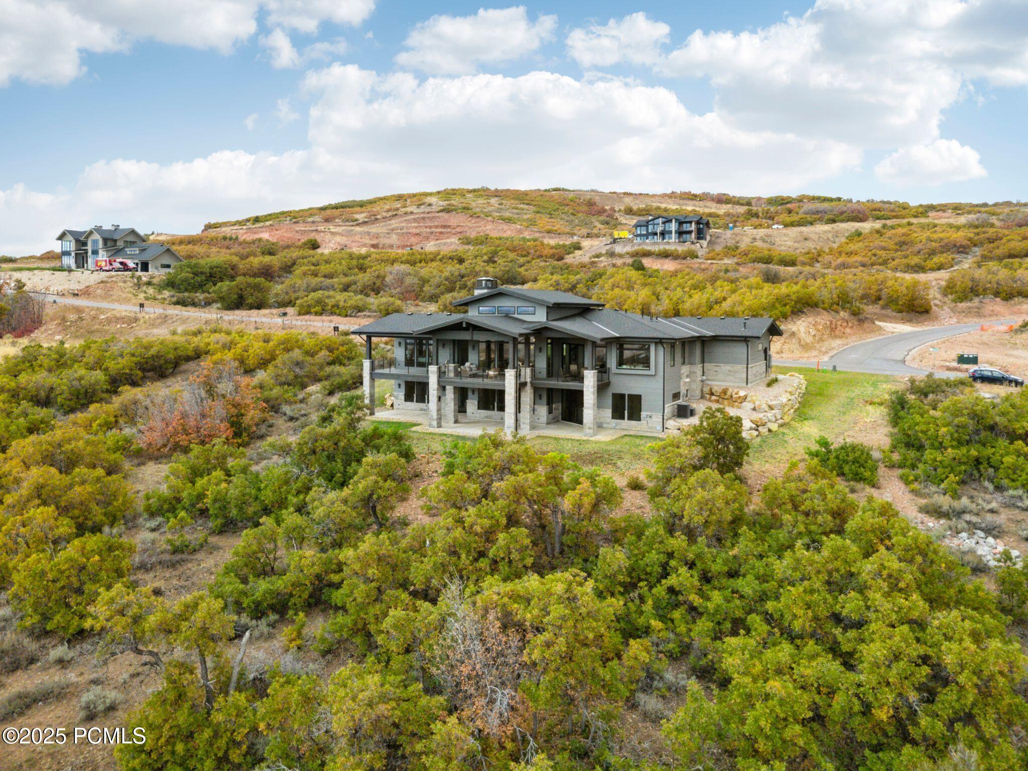 2280 E Outlaw Road
