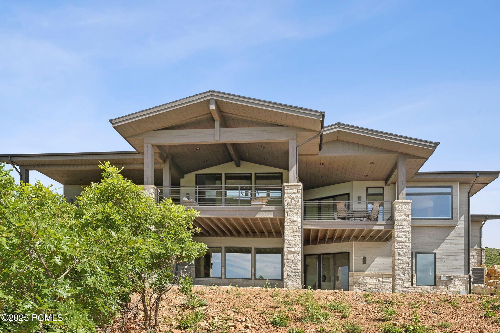 2280 E Outlaw Road