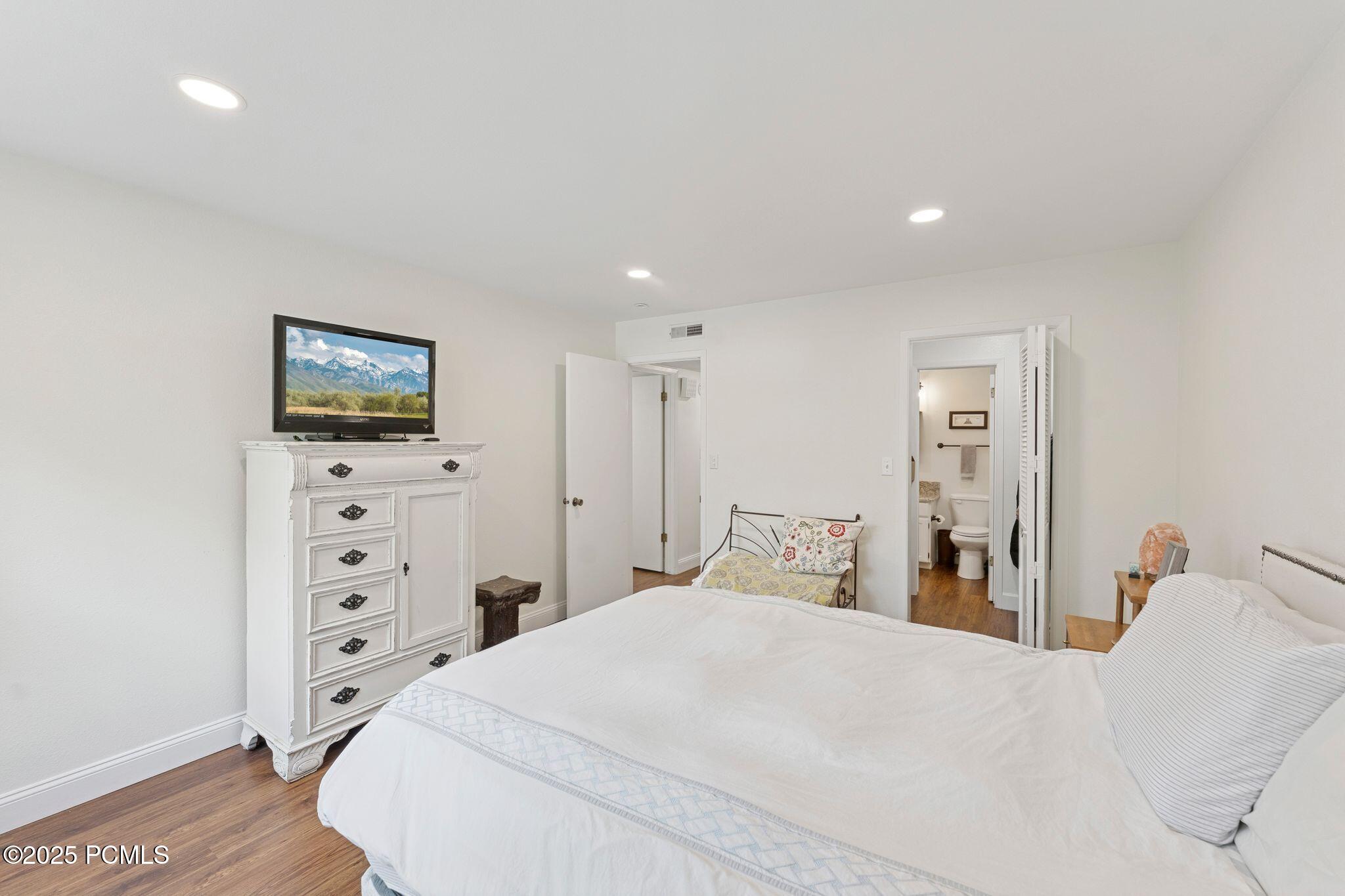 4040 S 685 East, Unit F