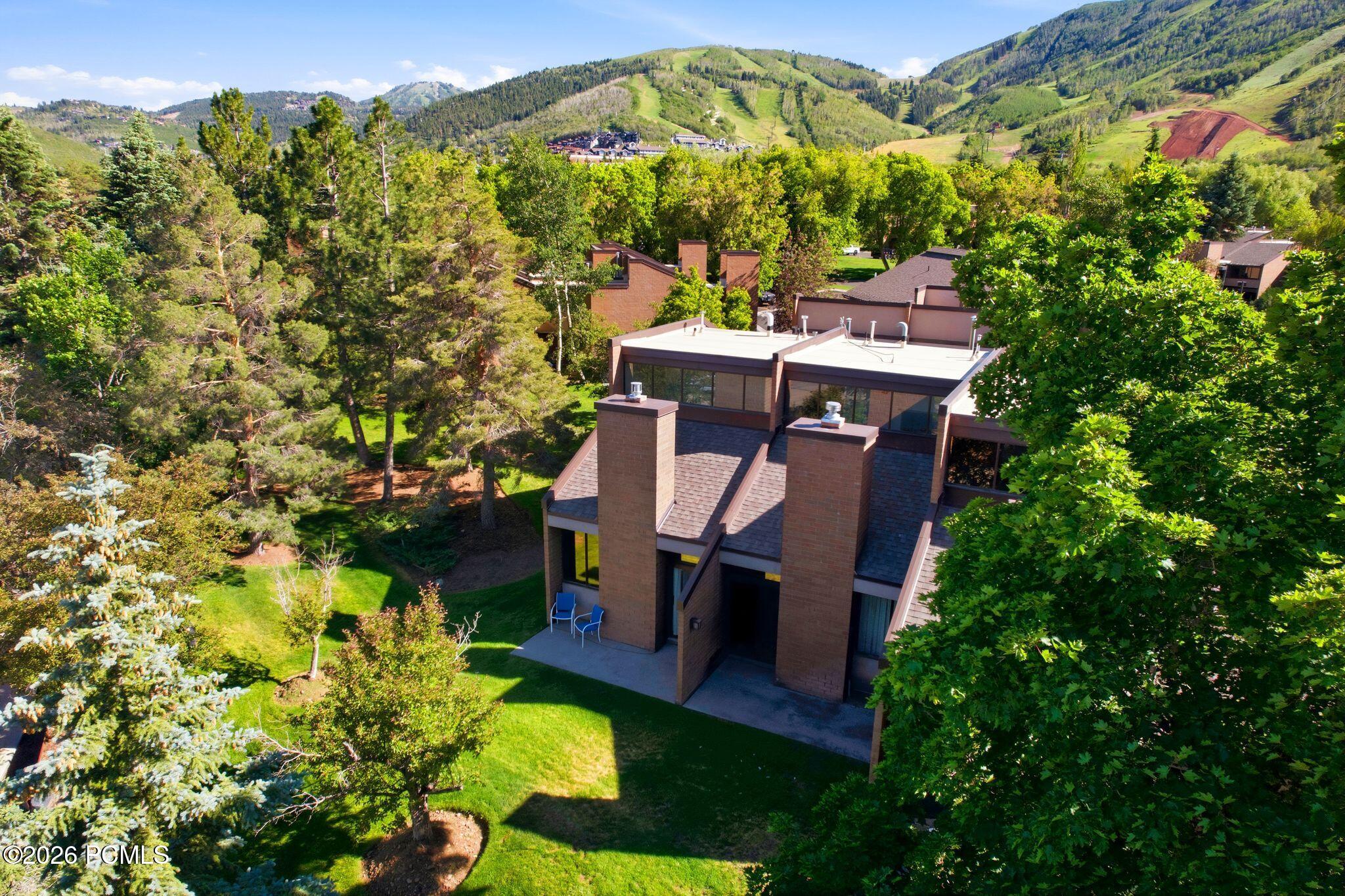 1720 Captain Molly Drive