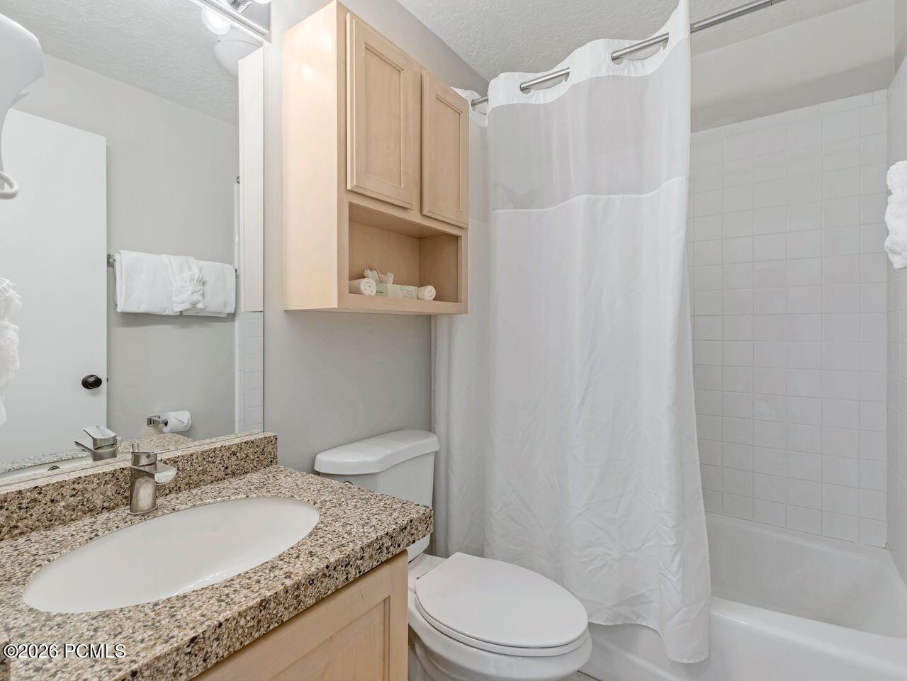 1720 Captain Molly Drive