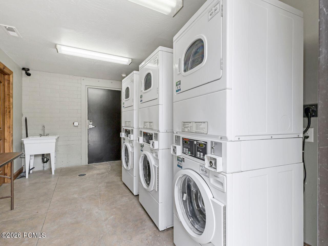 1720 Captain Molly Drive