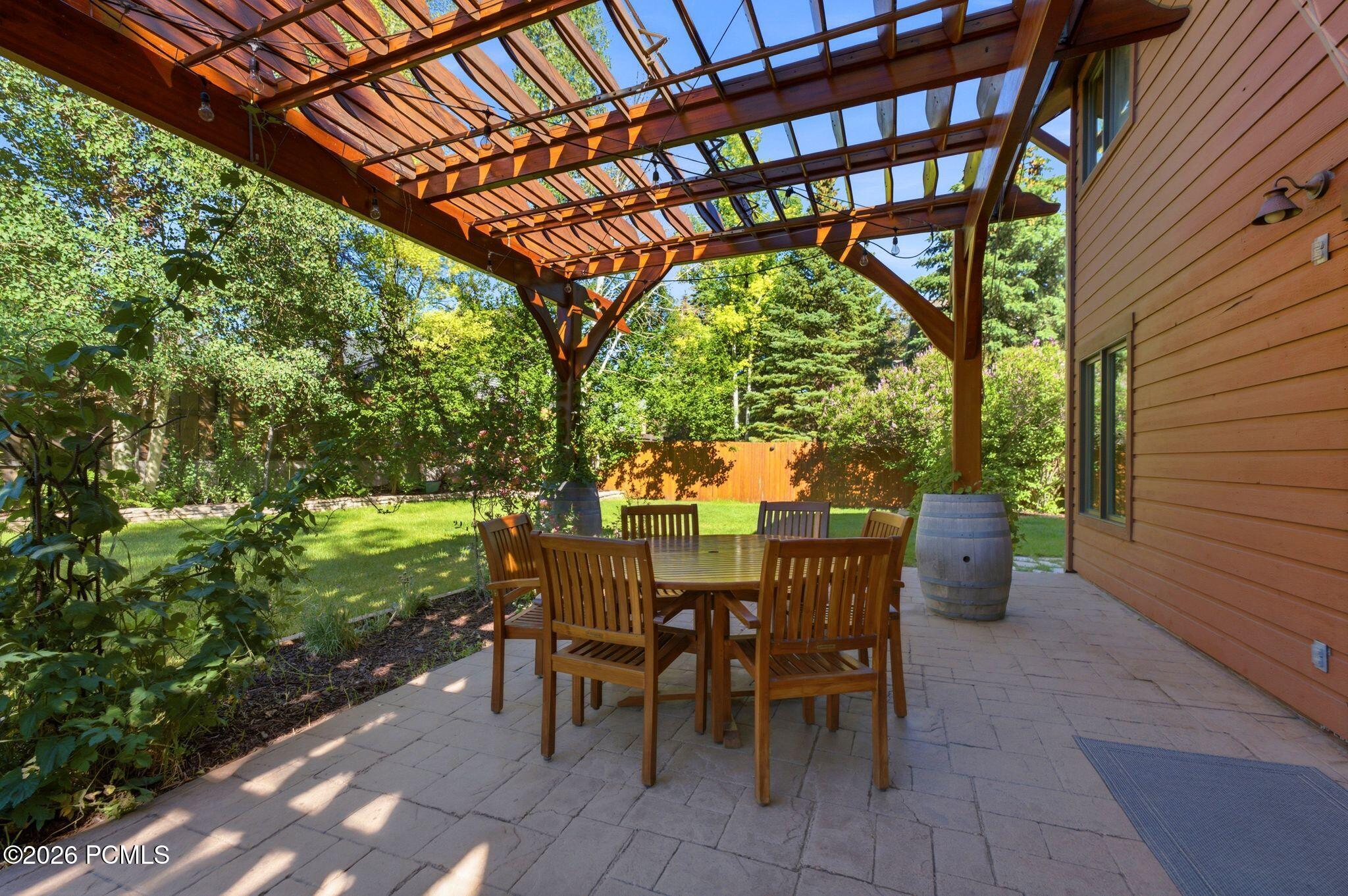 1541 Cutter Lane