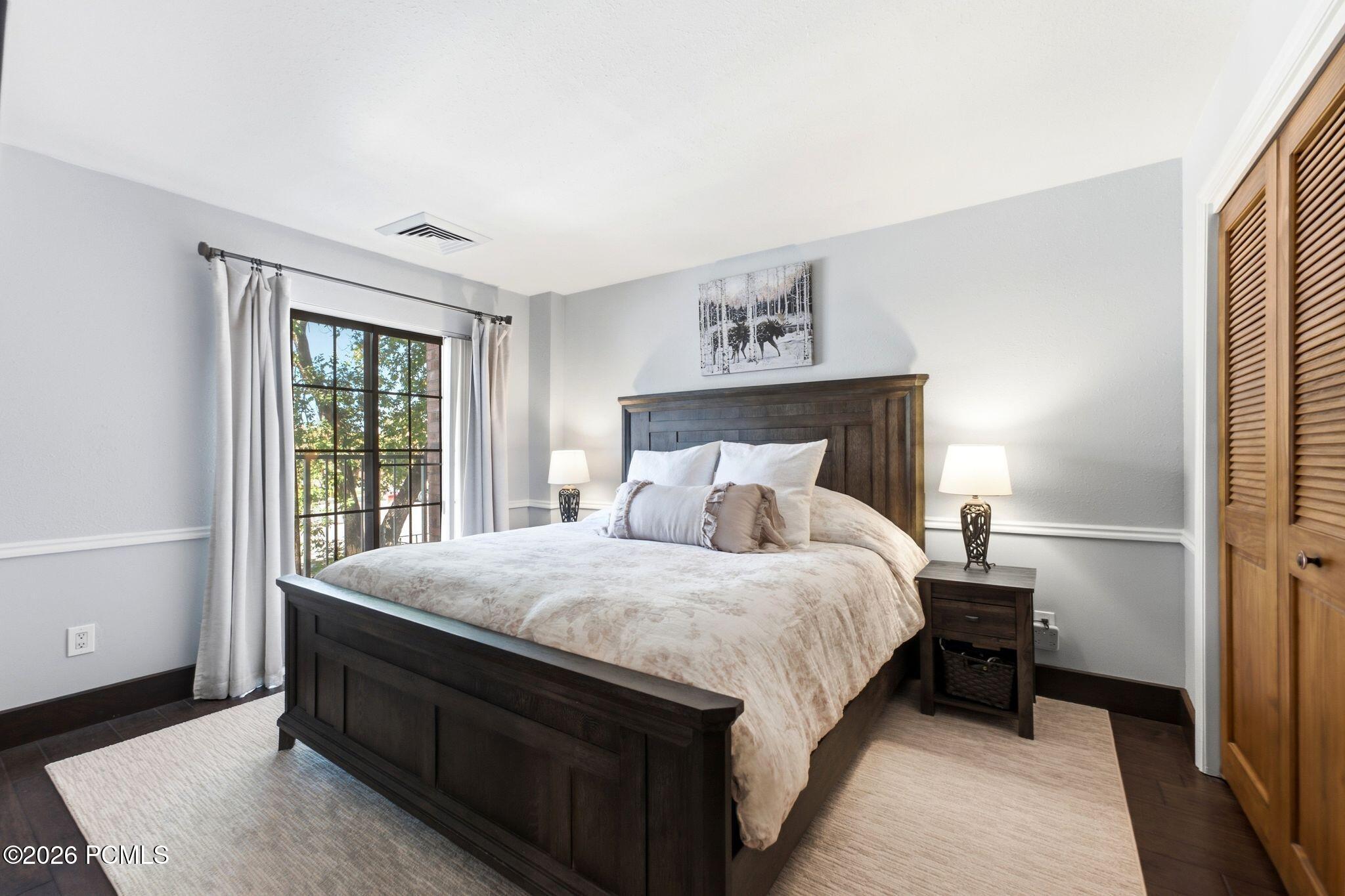 1637 Shortline Road 106