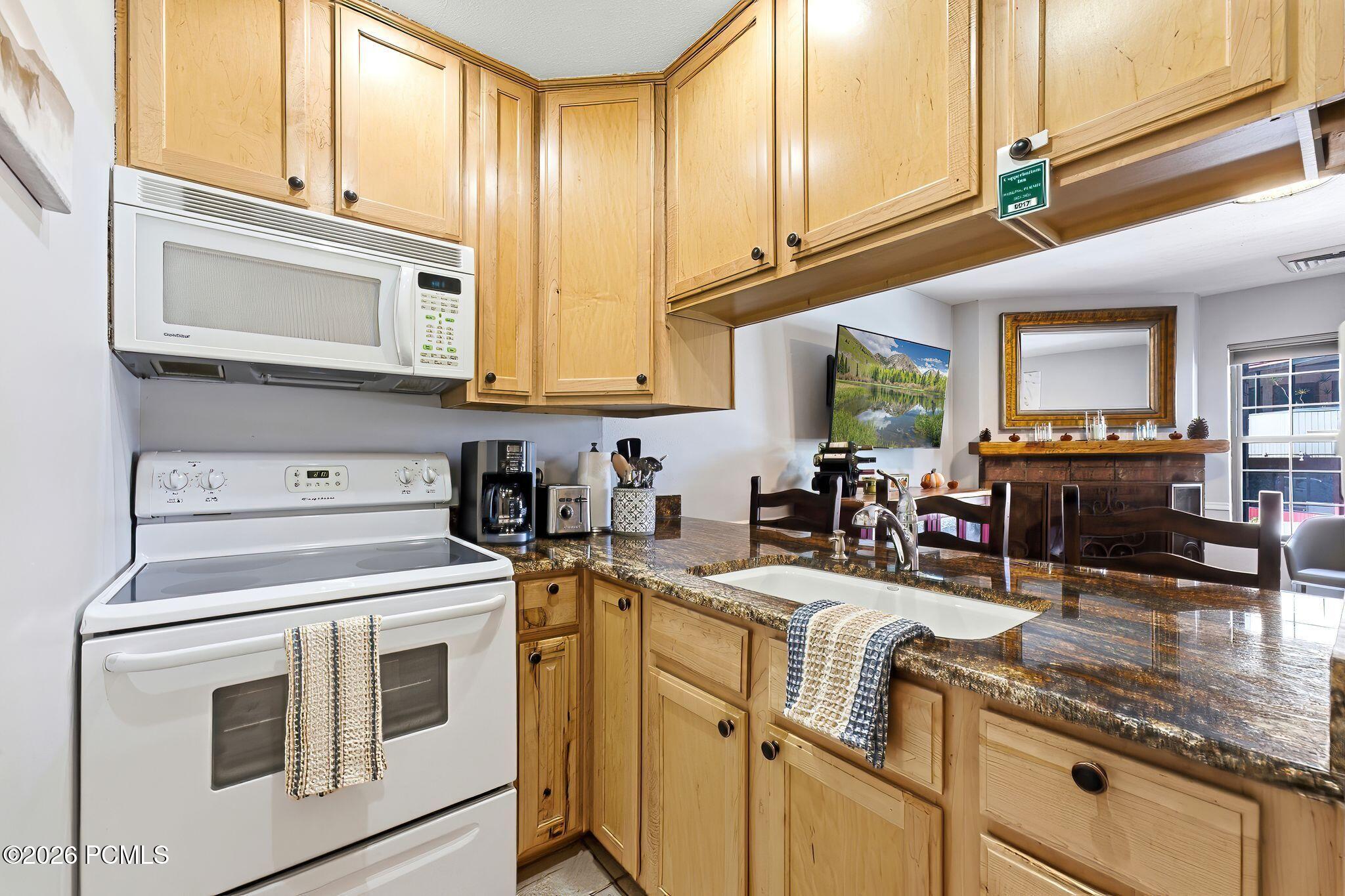 1637 Shortline Road 106
