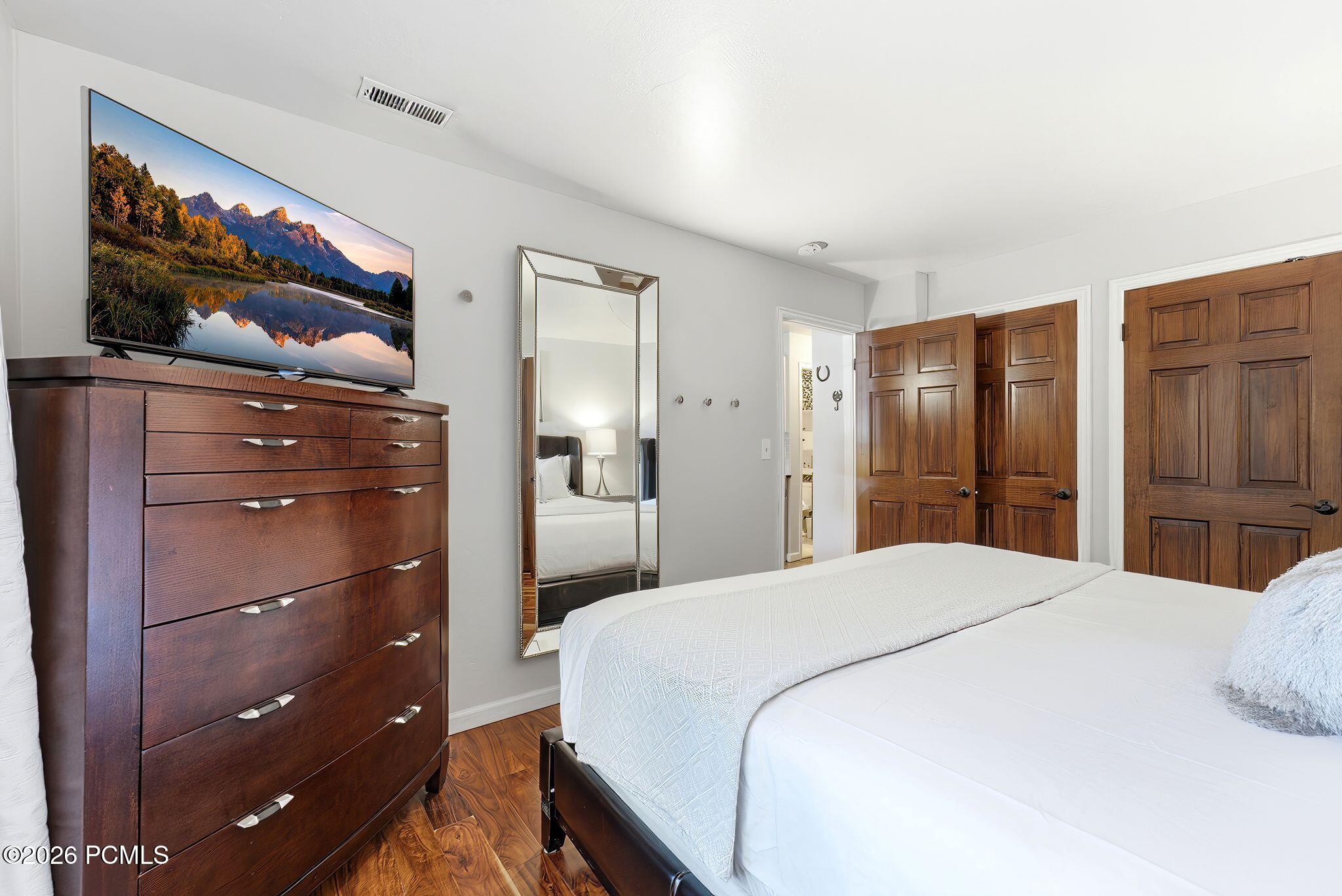 1637 Shortline Road 108