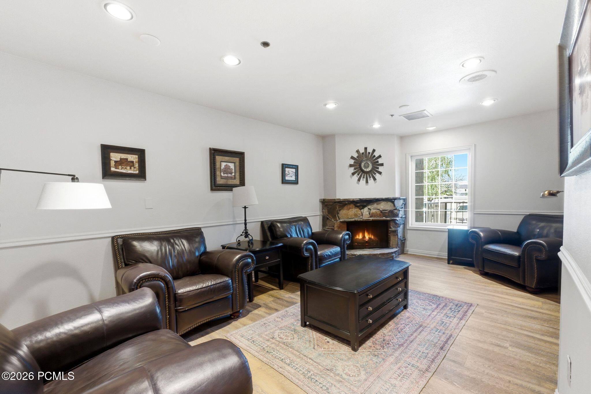 1637 Shortline Road 108