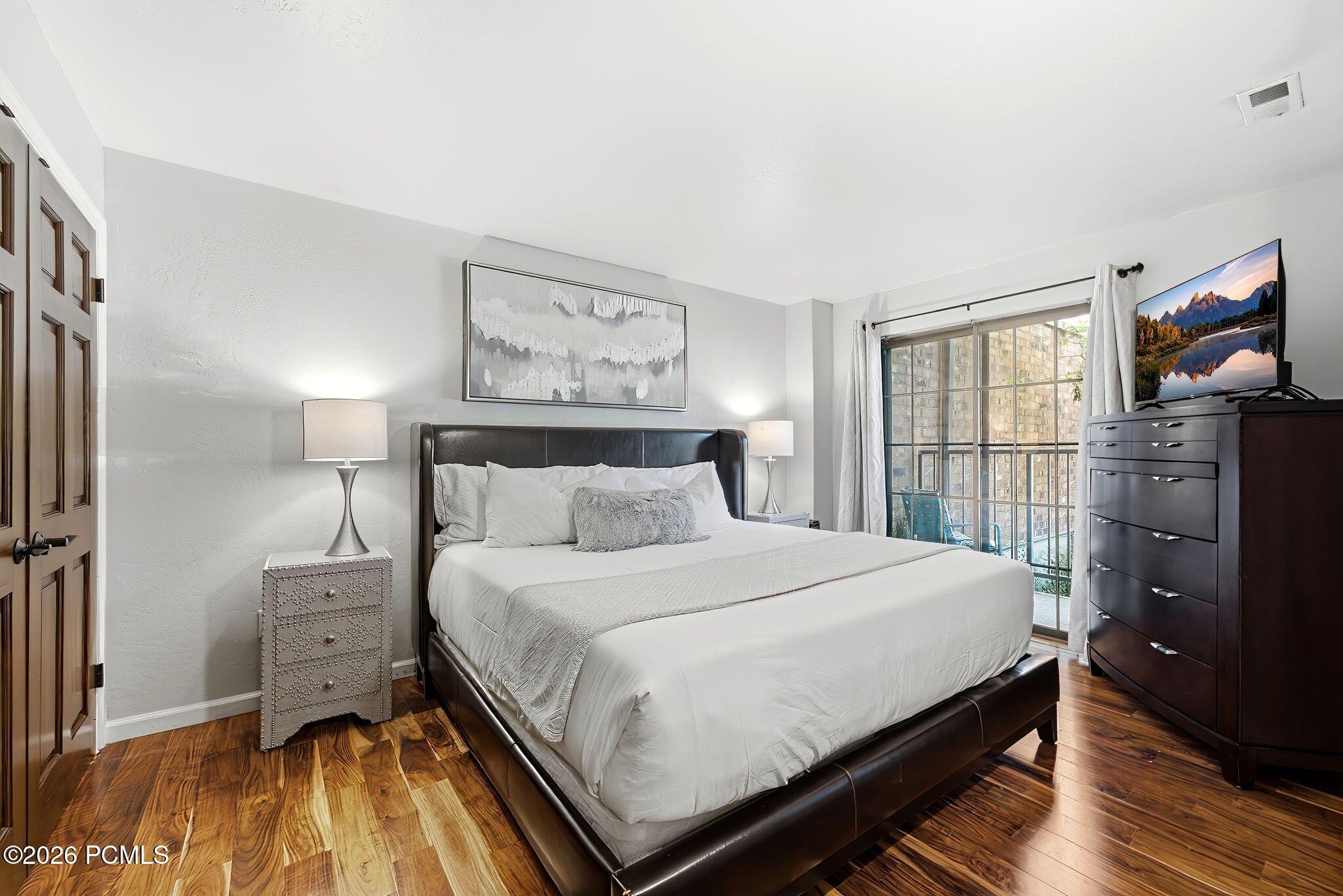 1637 Shortline Road 108