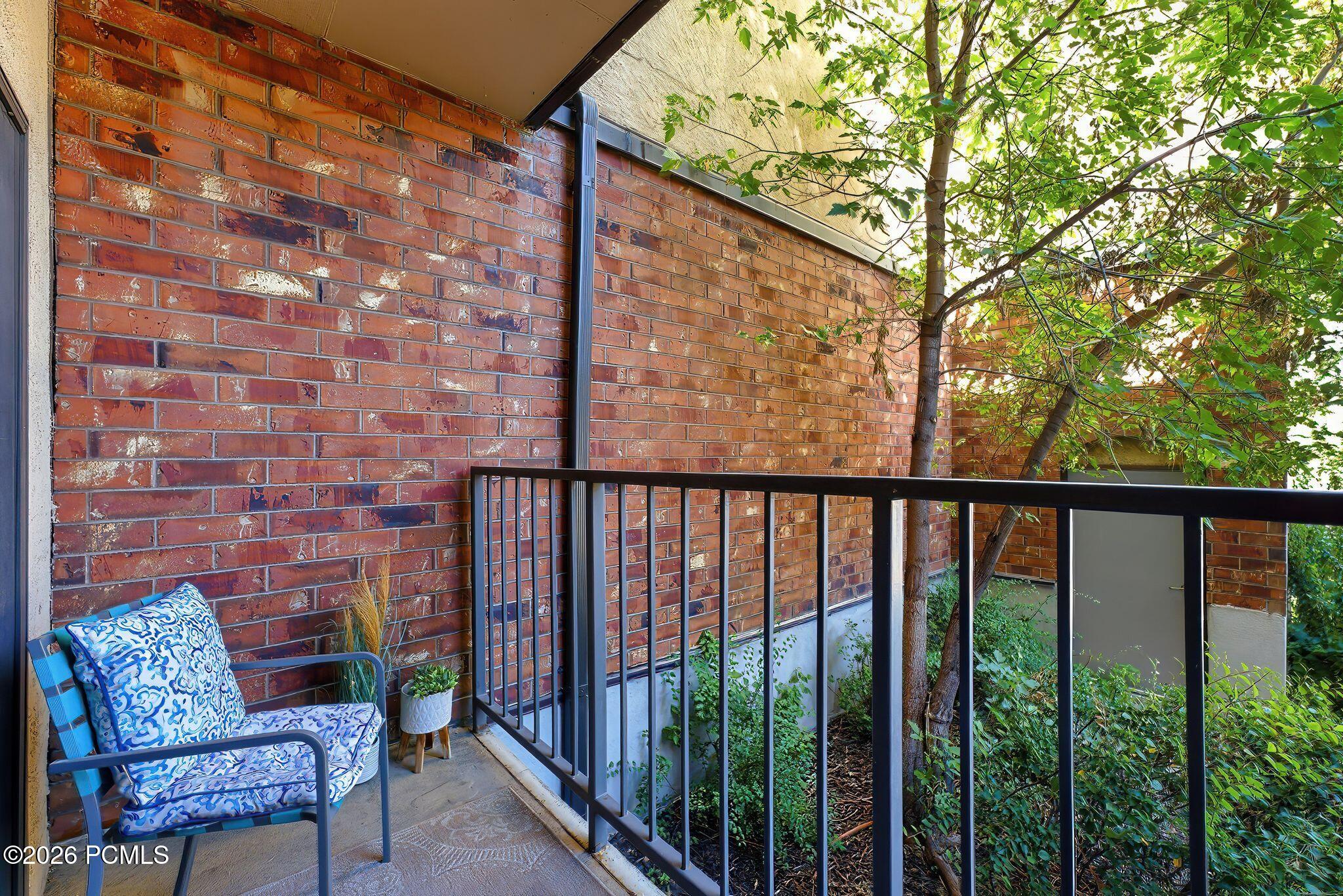 1637 Shortline Road 108