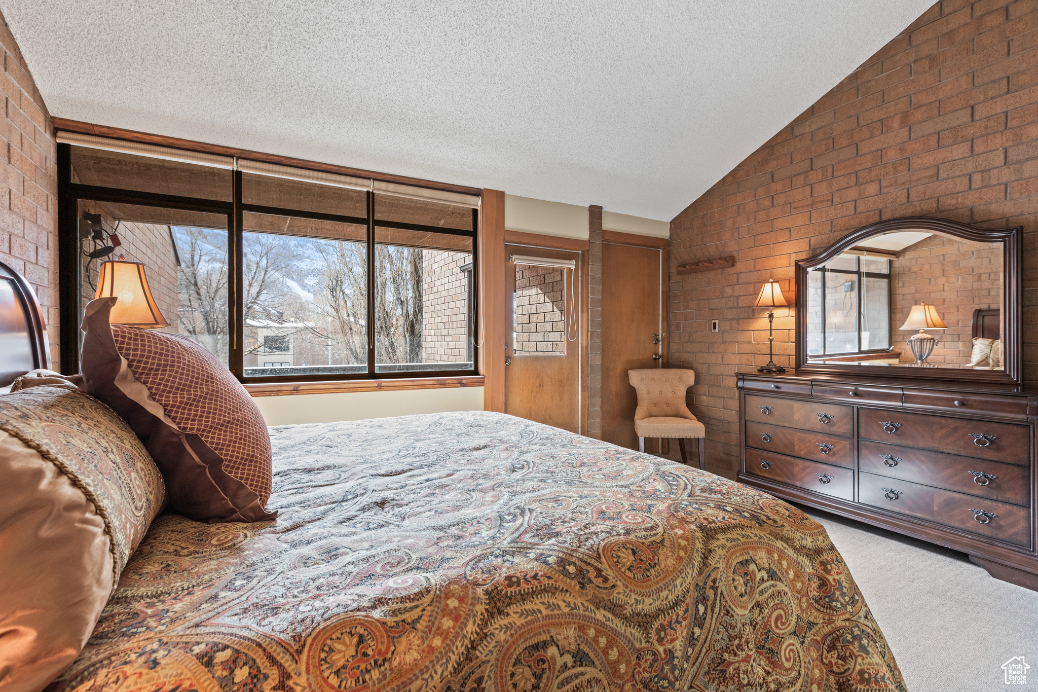 1654 CAPTAIN MOLLY DR