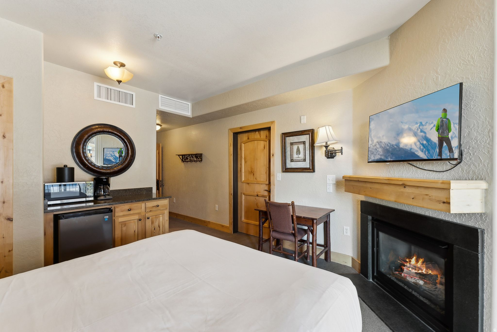 2669 CANYONS RESORT DR #207