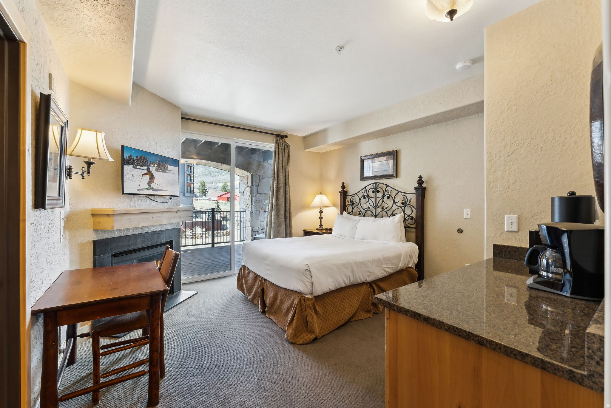 2669 CANYONS RESORT DR #207