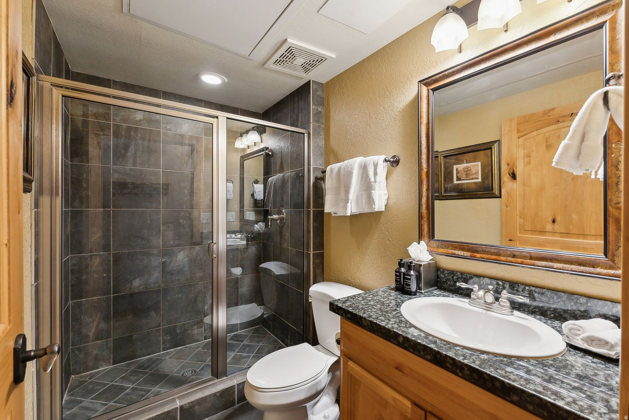2669 CANYONS RESORT DR #207