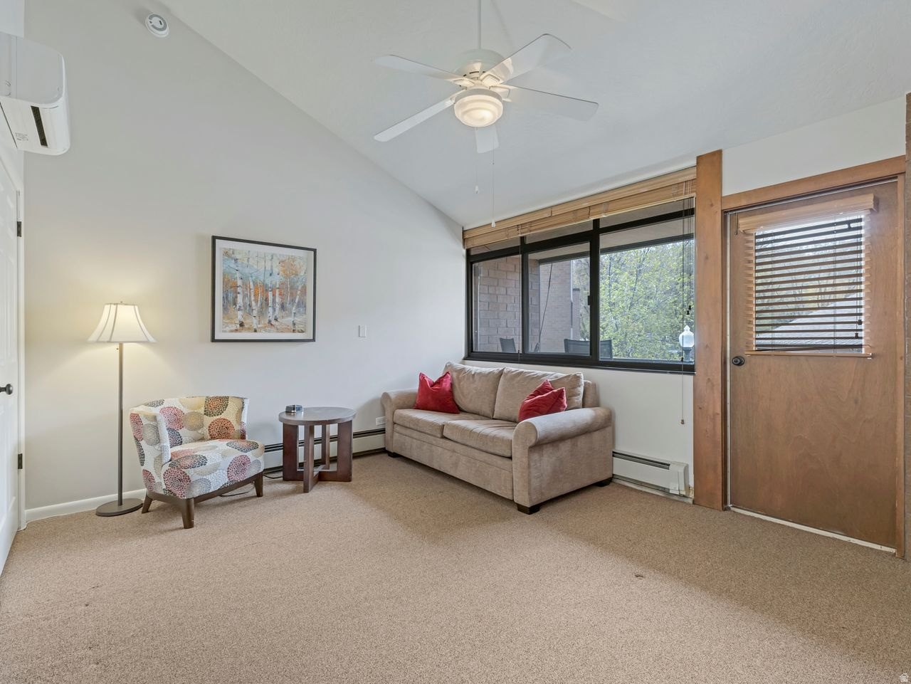 1720 CAPTAIN MOLLY DR