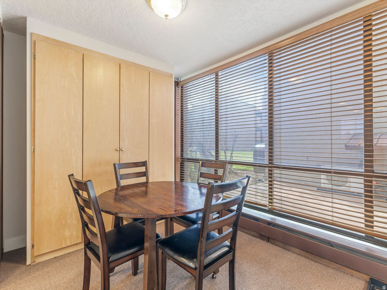 1720 CAPTAIN MOLLY DR