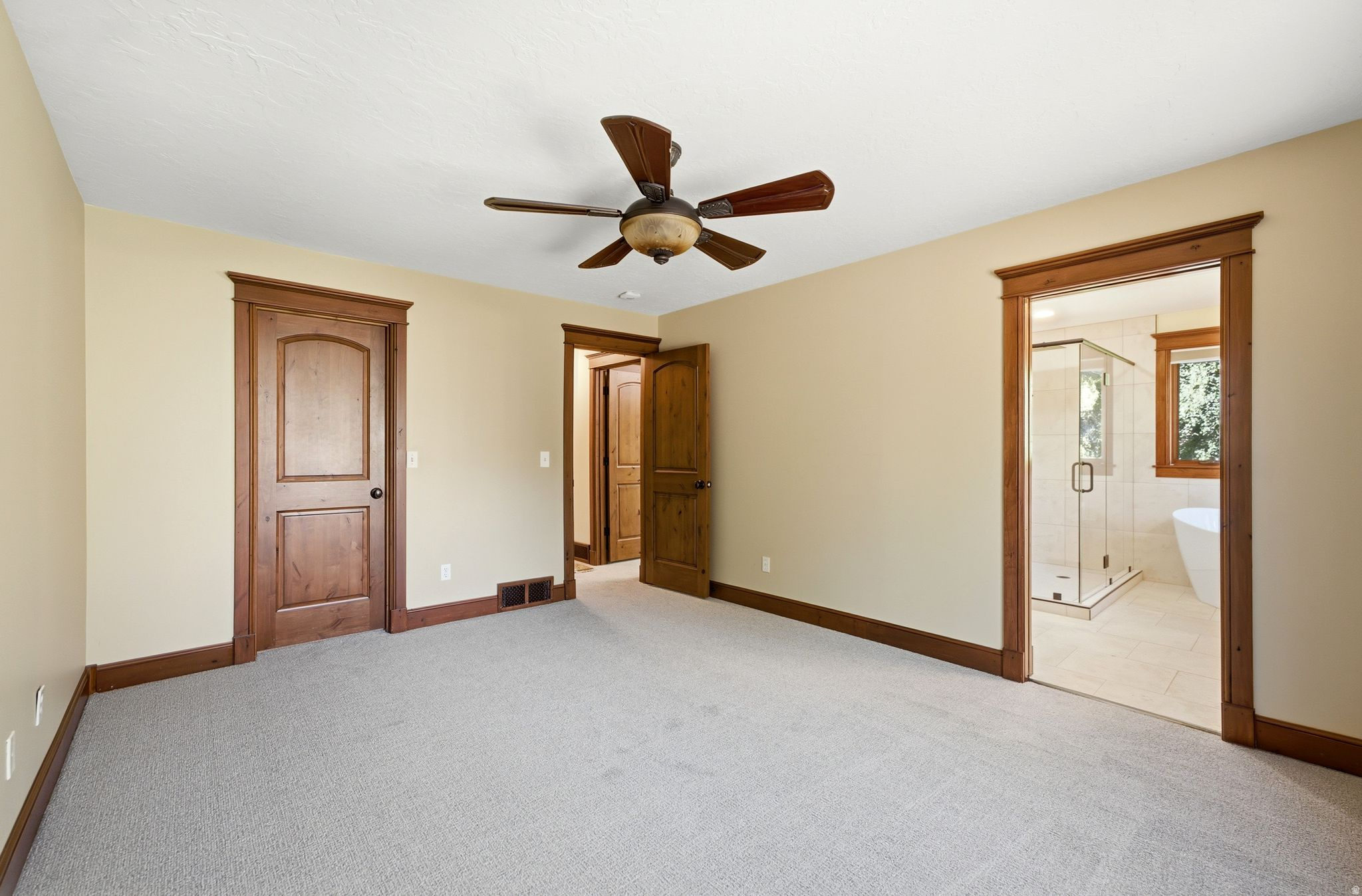 1541 CUTTER LN