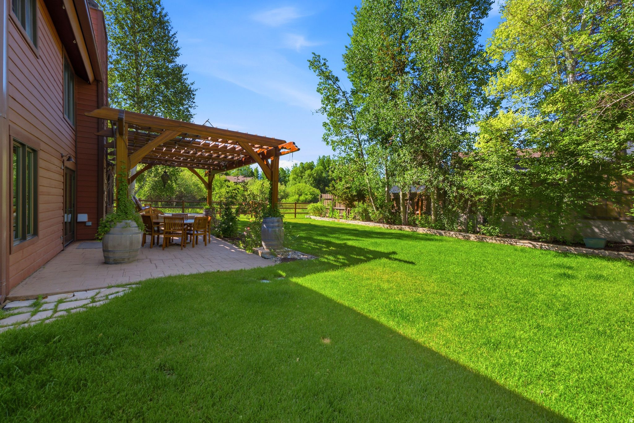 1541 CUTTER LN