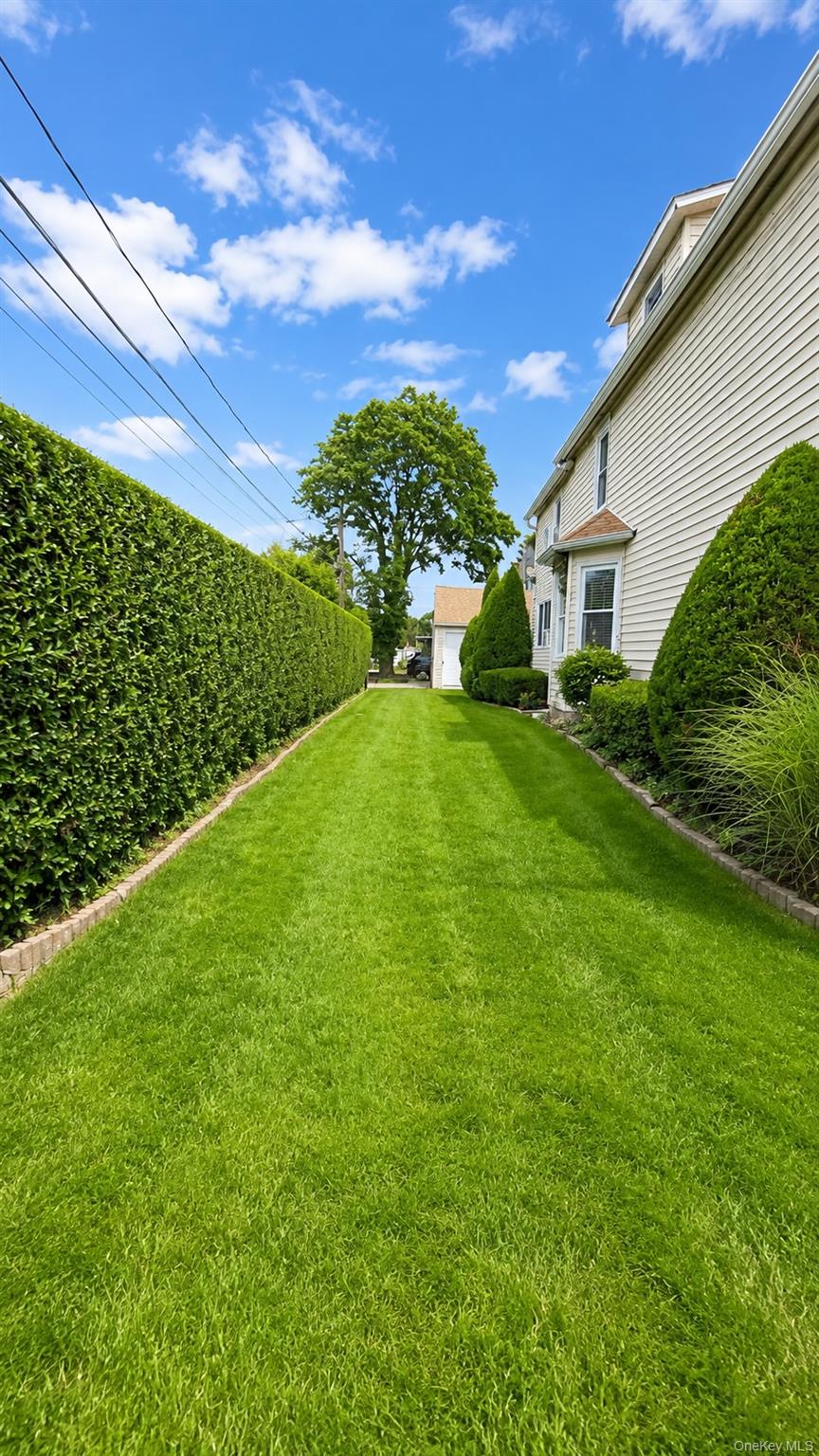 42 Whitney Avenue