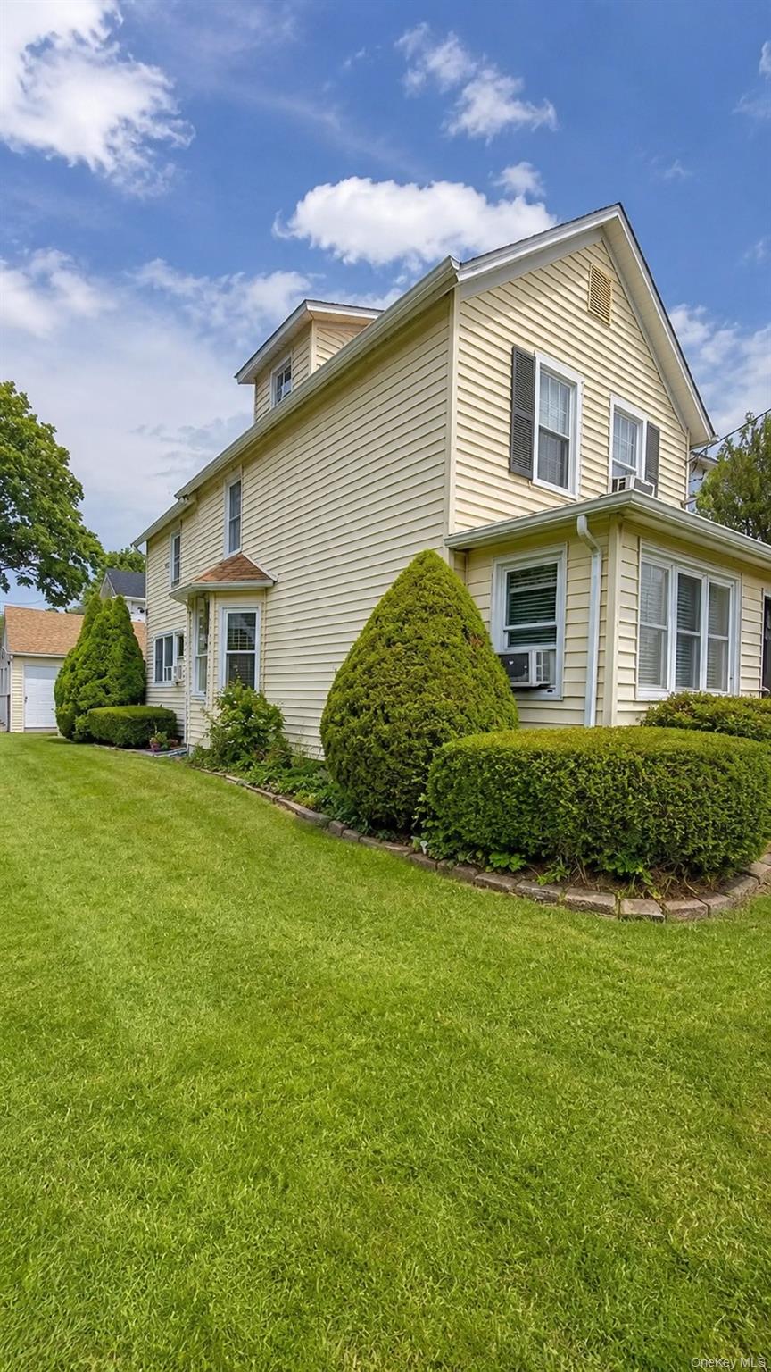 42 Whitney Avenue