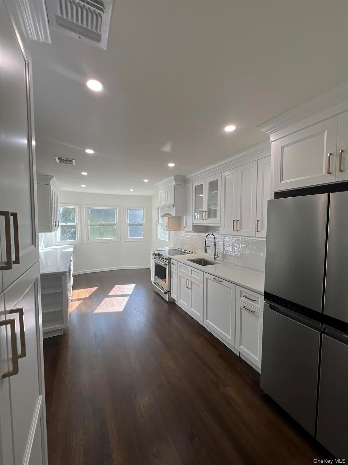 19 Bunkerhill Drive